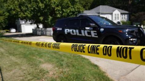 Troy police investigating death of 60-year-old Illinois woman